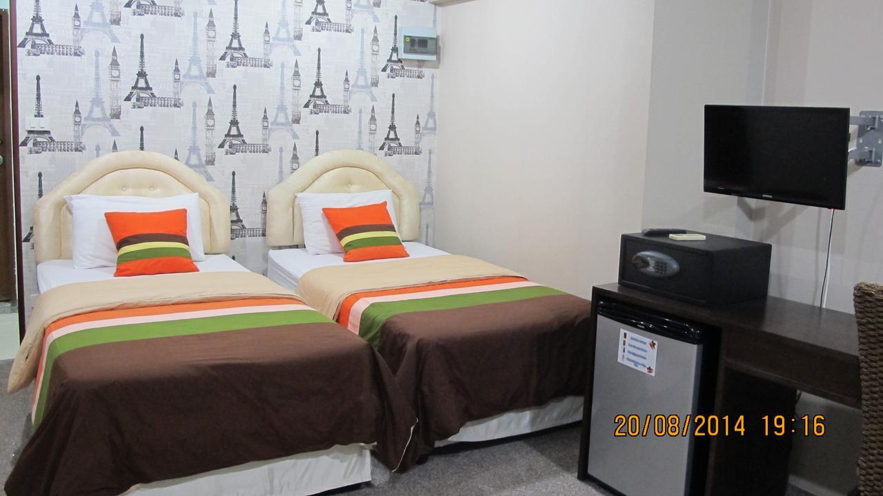 Banglumpoo Place Μπανγκόκ Εξωτερικό φωτογραφία